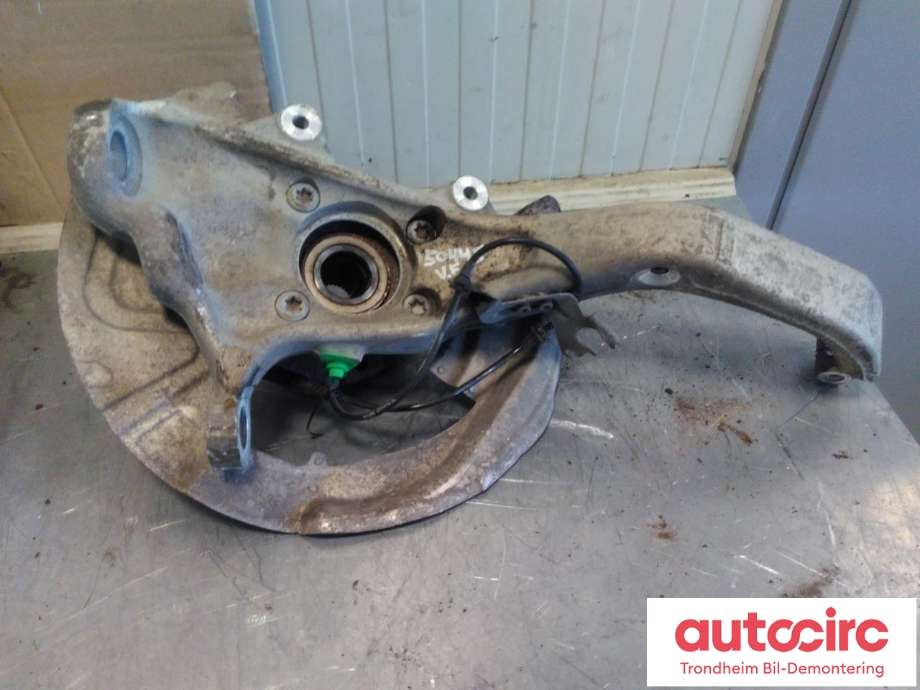 Hjulspindel venstre foran til BMW X5 2013-2018 (F15) (F15) (BMW|6869869|31216869869|)