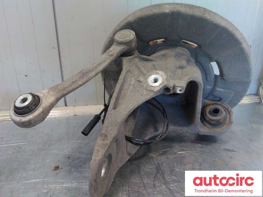 Hjulspindel venstre bak til BMW X5 2013-2018 (F15) (F15) (BMW|6879101|33326879101|6770988)