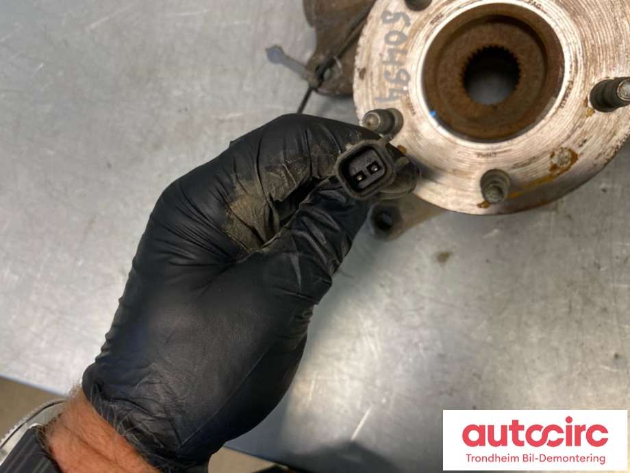 Hjulspindel venstre bak til Opel Insignia A 2009-2014  (DIESEL/AUTOMAT|13327458|23432062|)