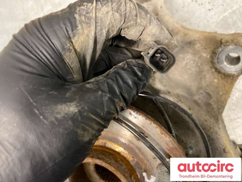 Hjulspindel høyre bak til Opel Insignia A 2009-2014  (DIESEL/AUTOMAT|13327459|23432063|)