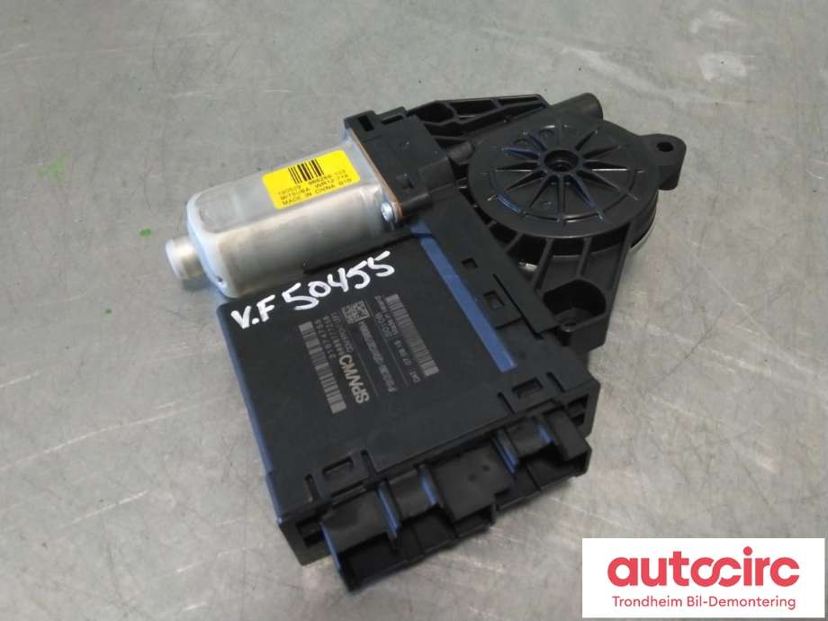 Ruteheis, kun motor, venstre foran til Volvo V60 / V60 CC 2018-->> (Type II)  (..|31674755|31349756|)