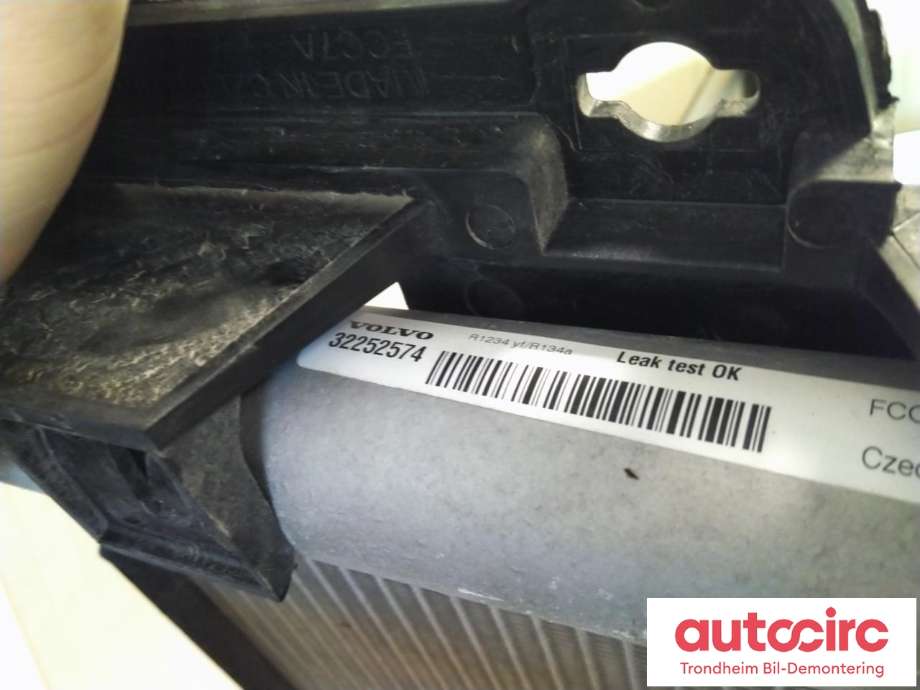 Aircondition radiator til Volvo V60 / V60 CC 2018-->> (Type II)  (..|32224829|)