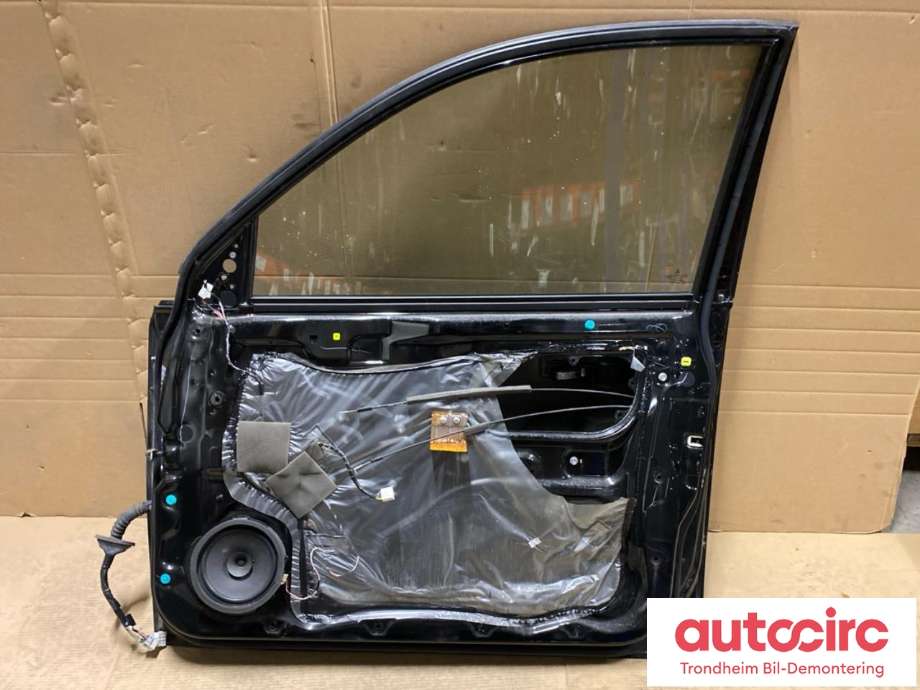 Dør høyre foran til Mitsubishi L200 2006-2015 (Type IV)  (..|5700A178|)
