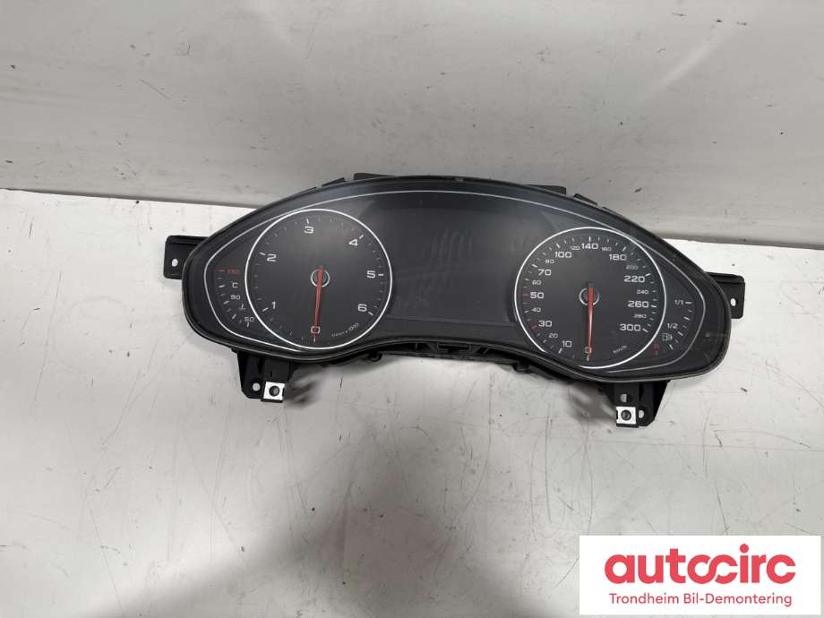 Instrumentpanel til Audi A6, 2011-2014 (Type IV, Fase 1) (C7) (C7) (4G8920931R)