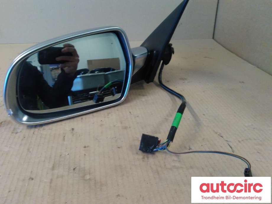 Speil venstre til Audi A4 2007-2014 (Type IV) (B8) (B8) (REDUSERT PRIS LES INFO|8K1857409AH|8F0857528C|8K1857409AH01C| 8F0857527C3Q7| 8K1 857 409 AH| 8K1 857 409 AH 01C| 8F0 857 528 C| 8F0 857 528 C  3Q7)