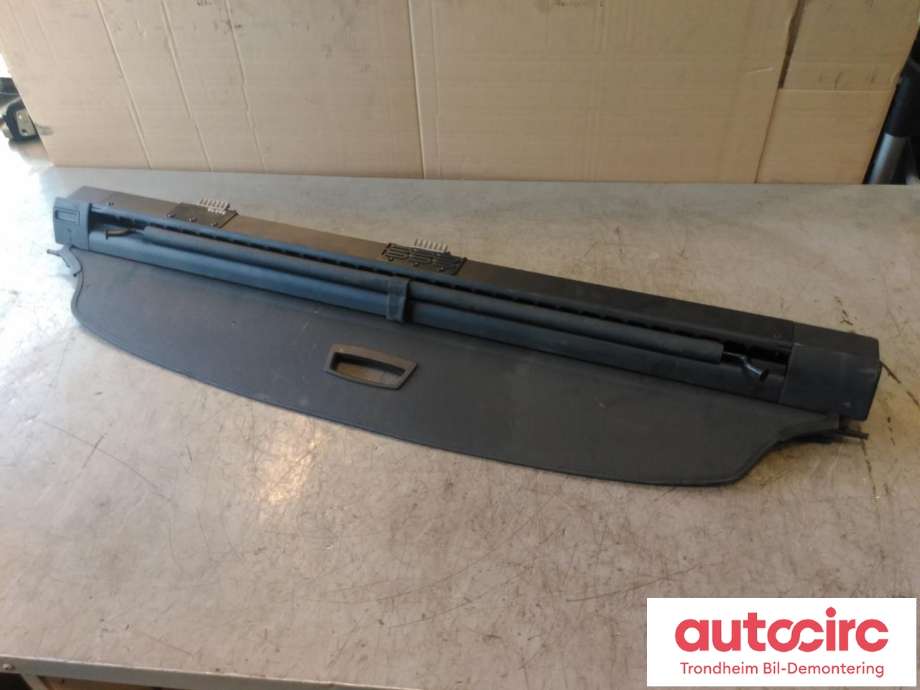 Bagasjerom rollon til Mercedes E-Klasse 2009-2013 (Fase 1) (W212) (W212) (LES INFO|A2128100409|A 212 810 04 09|A 212 810 04 09 9051)