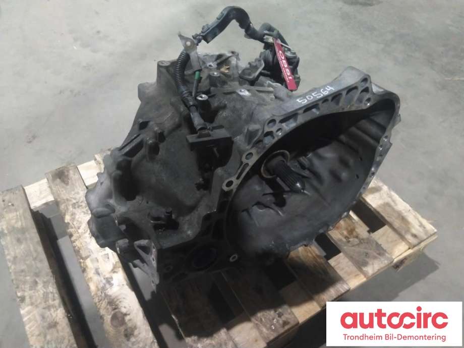 Girkasse manuell 6-trinn til Toyota Avensis 2009-2015 (Type III, Fase 1)  (TOYOTA|3030020A20|30300-20A20|)