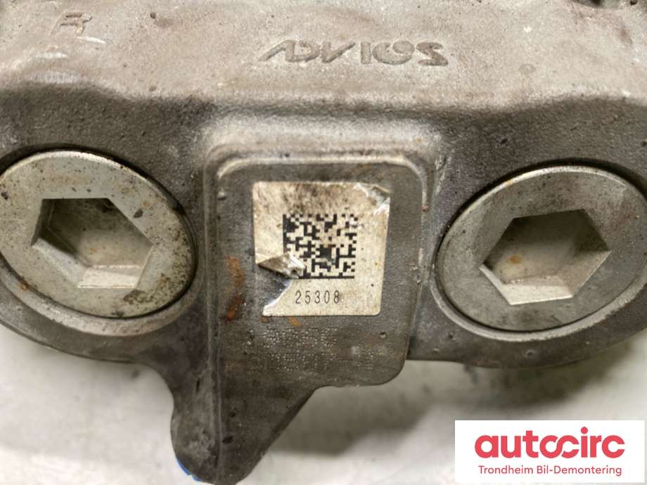 Bremsecaliper høyre foran til Mercedes E-Klasse 2016-2023 (W213) (W213) (A0004210100|)