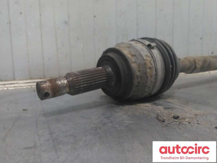 Drivaksel høyre foran, bensin/automat til Mitsubishi Outlander 2010-2012 (Type II, Fase 2)  (MITSUBISHI|3815A390|)