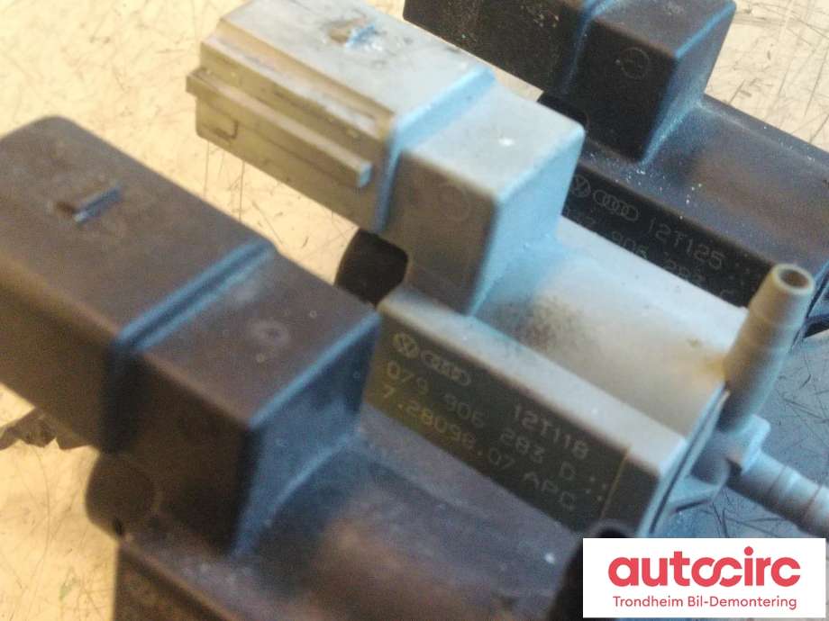 Vakuumventil til Audi A4 2007-2014 (Type IV) (B8) (B8) (MAGNET VENTILER LES INFO|079906283C|037906283C|079906283B| 079906283D| 079 906 283 B| 079 906 283 D| 079 906 283 C| 037 906 283 C)