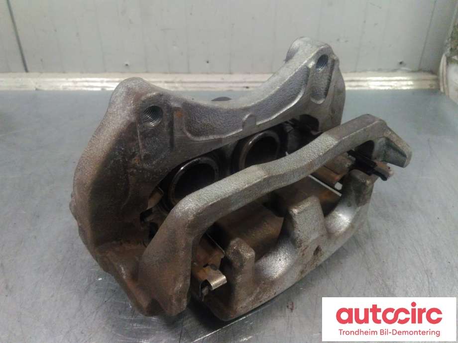 Bremsecaliper høyre foran til Nissan Ariya 2022-->> (..|410015MT0A|410005MTOB|)