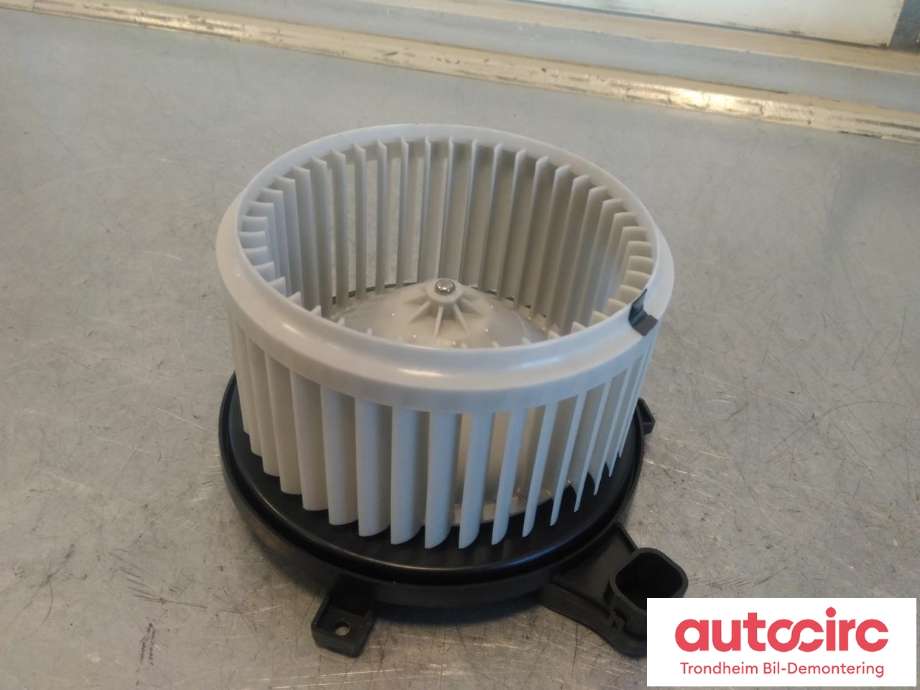 Varmeapparat motor til Nissan Ariya, 2022-->> (..|272206UA0A)