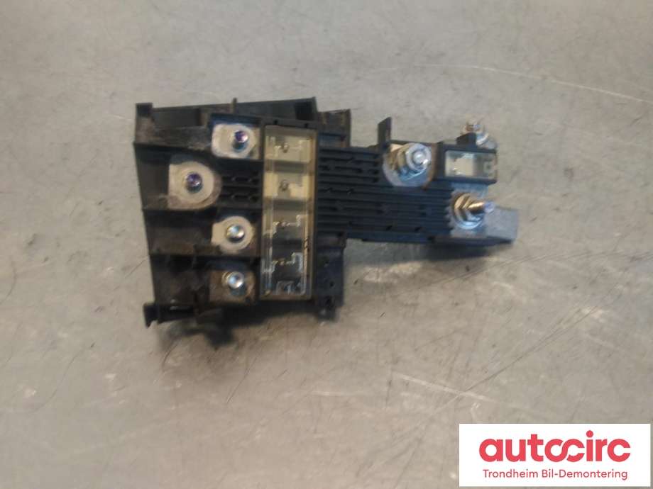 Styreenhet batteri til Ford Transit Courier 2014-2018 (Type I, Fase 1) (MINUS POL|2247078|JT76-14A073-AA|2261148| JT76-14450-BB)