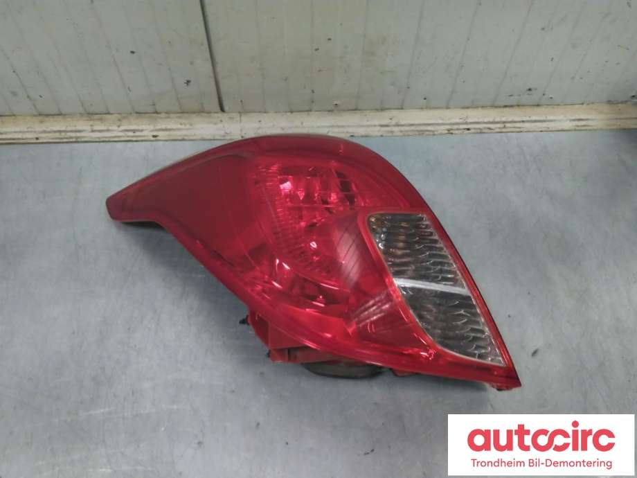 Baklykt venstre til Opel Mokka, 2012-2016 (Type I, Fase 1)  (GM|95089714)