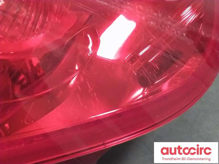 Baklykt venstre til Opel Mokka 2012-2016 (Type I, Fase 1)  (GM|95089714|42599461|)