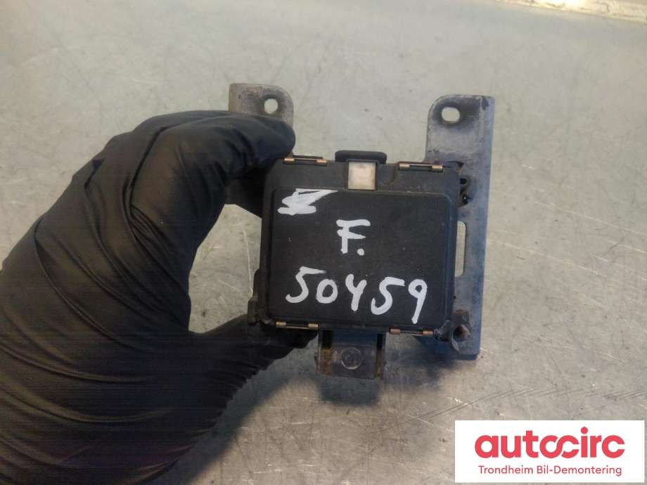 Sensor radar til Škoda Octavia, 2017-2020 (Type III, Fase 2)  (BOSCH|5Q0907561K)