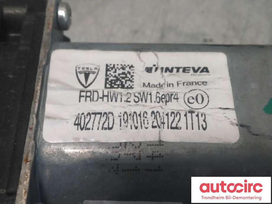 Ruteheis, kun motor, høyre foran til Tesla Model X 2016-->>  (INTEVA|402772D|430105F0|)
