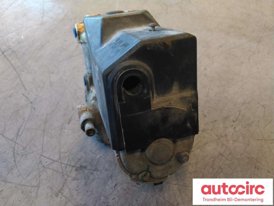 ABS sentral til Mercedes 124 1986-1995 (W124) (W124) (BOSCH|A0014318012|0265200043|)
