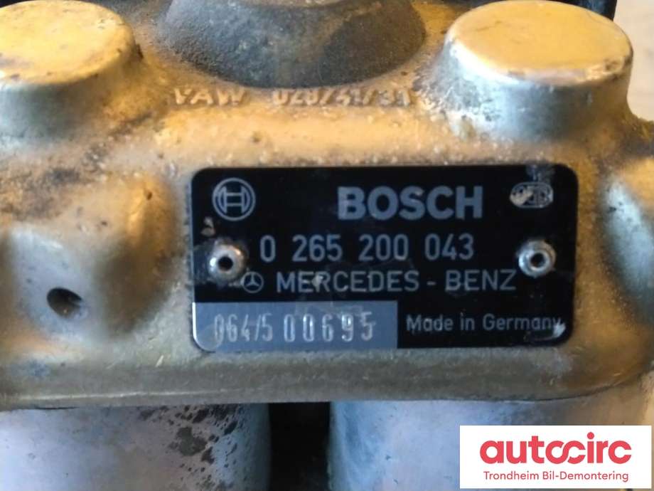 ABS sentral til Mercedes 124 1986-1995 (W124) (W124) (BOSCH|A0014318012|0265200043|)