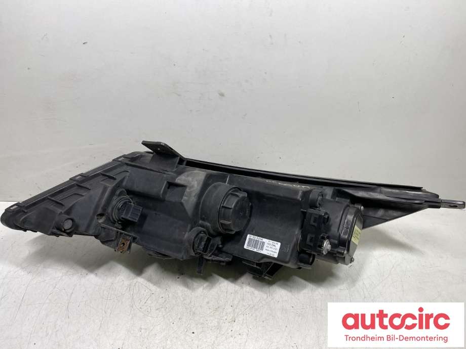 Frontlykt høyre xenon til Kia Sportage 2010-2016 (Type III)  (..|921023U290|92102-3U290|)