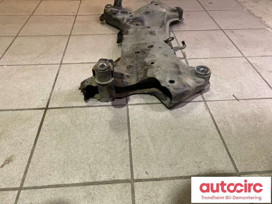 Travers foran hoved til Kia Optima 2014-2017 (62405D4860|62405-D4860|)