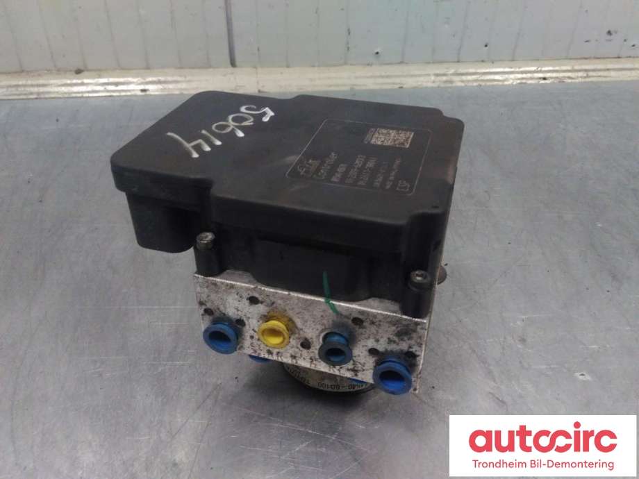 ABS sentral til Toyota Yaris 2012-2014 (Type III, Fase 1)  (..|89541-0D170|44050-0D160|)