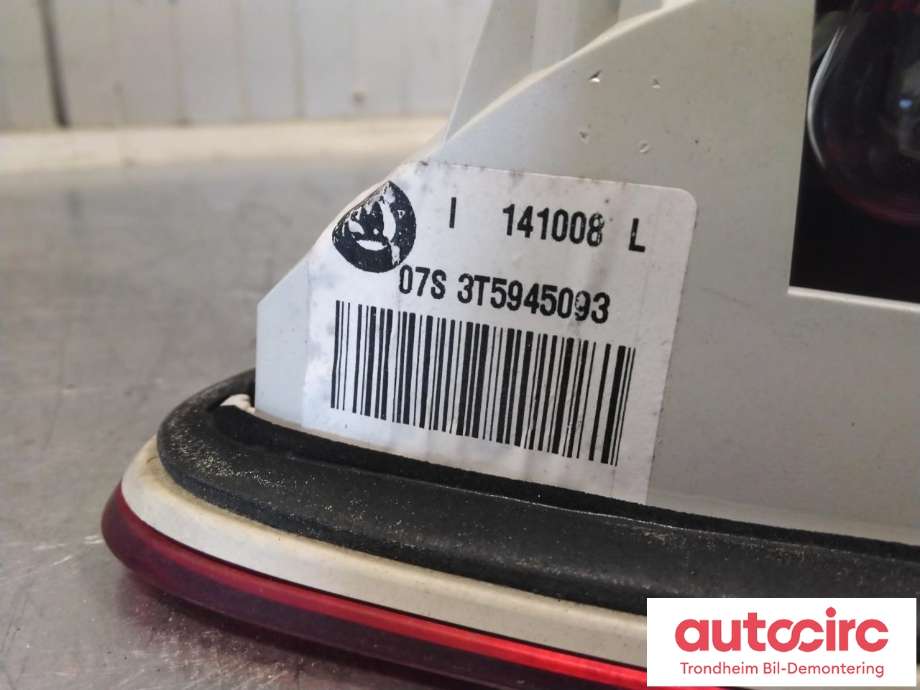 Baklykt venstre indre til Škoda Superb 2008-2015 (Type II)  (..|3T5945107|3T5945093|)