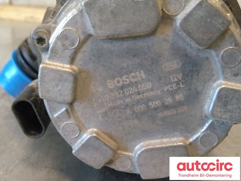 Vannpumpe elektrisk til Mercedes B-Klasse, electric drive 2014-2018 (W242) (W242) (BOSCH|A0005002686|A 000 500 26 86|)