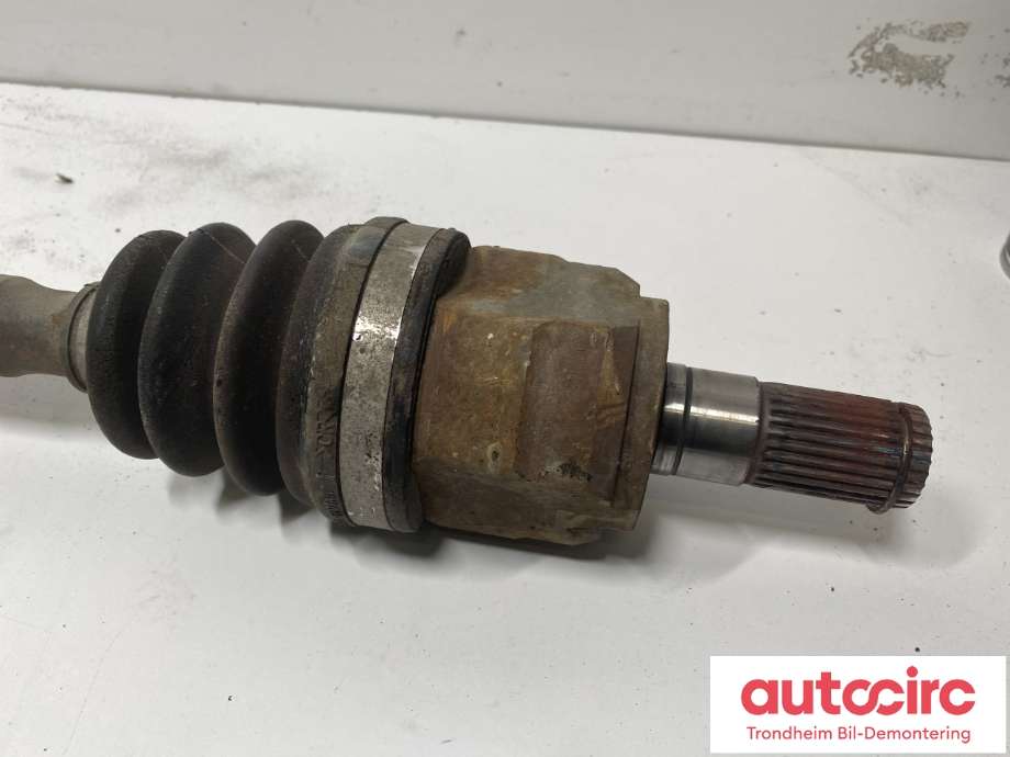 Drivaksel høyre foran, bensin/automat til Hyundai i30 2012-2017 (Type II)  (..|49501A6400|)