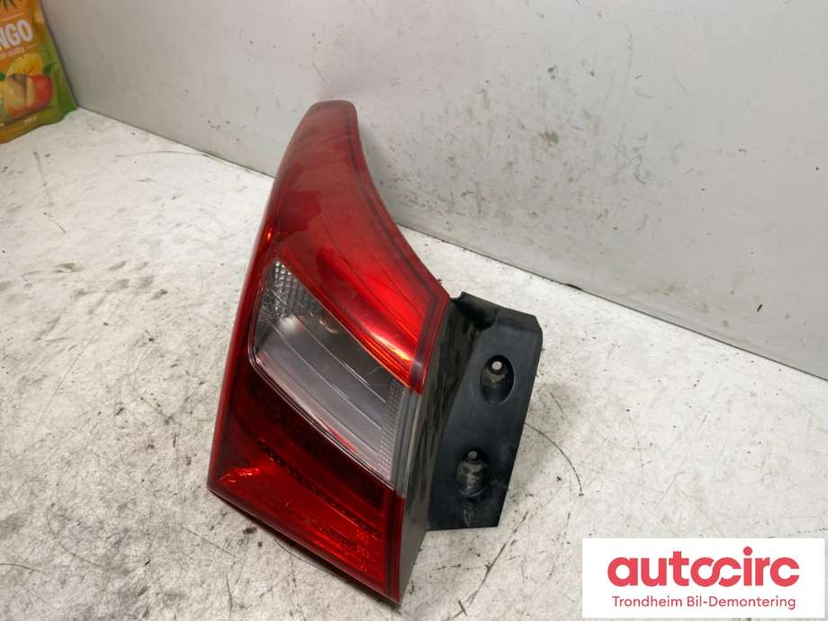 Baklykt venstre ytre til Hyundai i30 2012-2017 (Type II)  (..|92401A5020|)