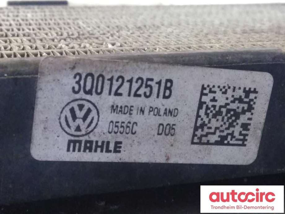 Radiator inverter til VW Passat 2015-2019 (Fase 1) (B8) (B8) (MAHLE|3Q0121253|3Q0121251B|3Q0121251J)