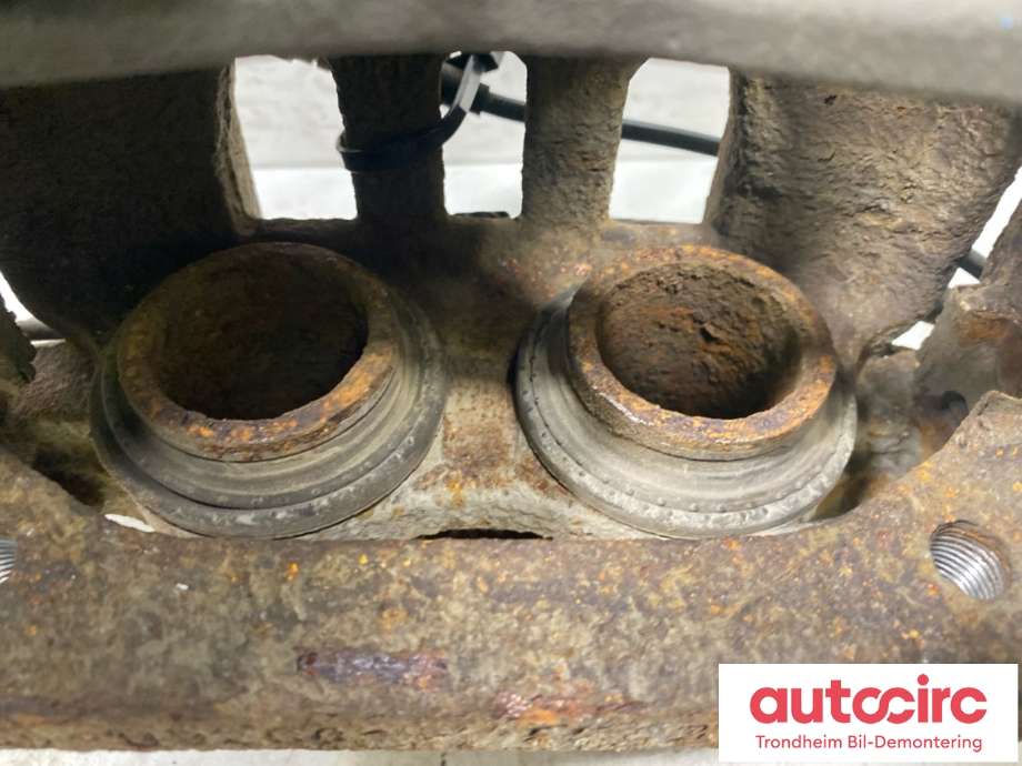Bremsecaliper høyre foran til Mercedes EQV 2020-->> (W447) (W447) (..|A4474215600|)