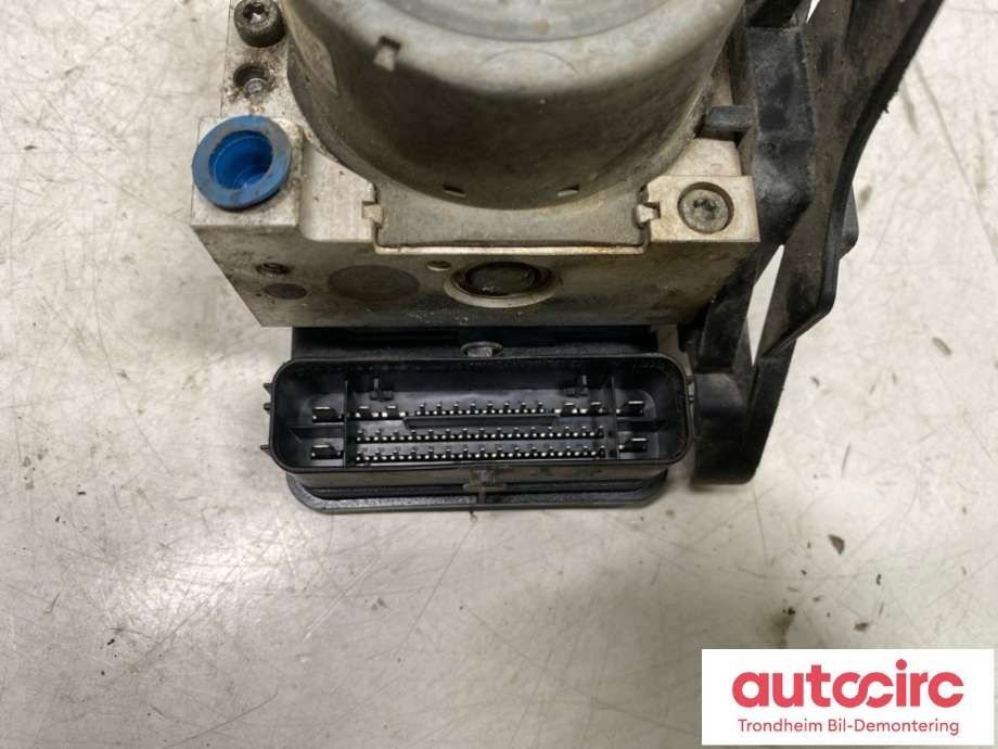 ABS sentral til VW Passat 2015-2019 (Fase 1) (B8) (B8) (..|3Q0614517L|)