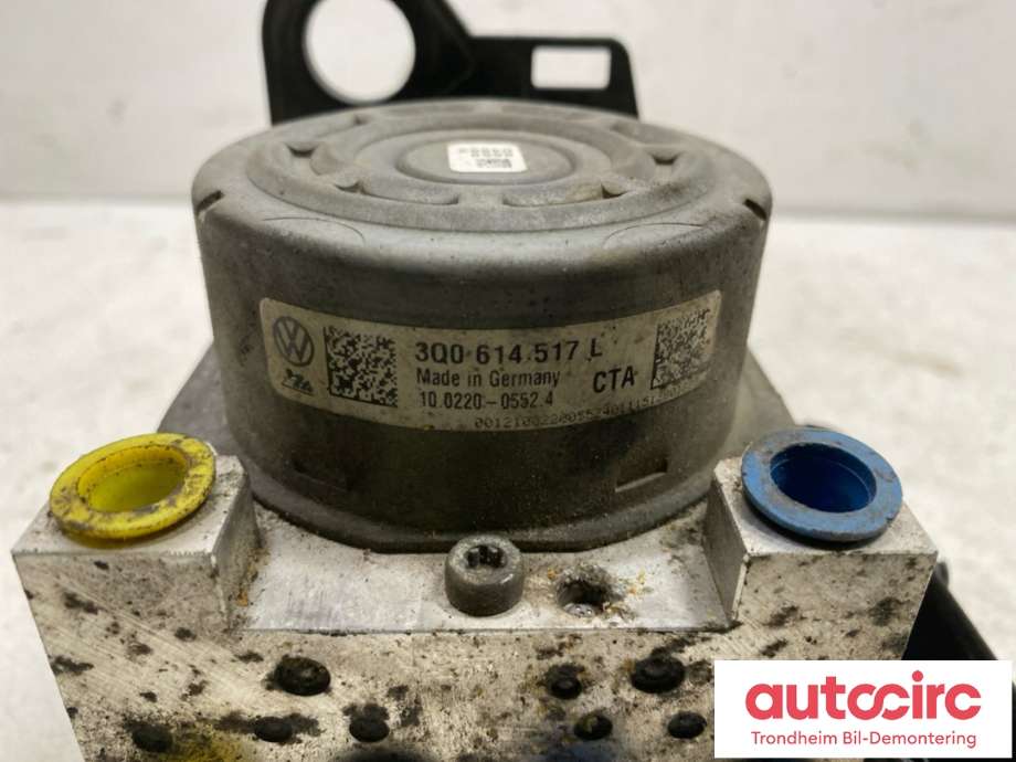 ABS sentral til VW Passat 2015-2019 (Fase 1) (B8) (B8) (..|3Q0614517L|)