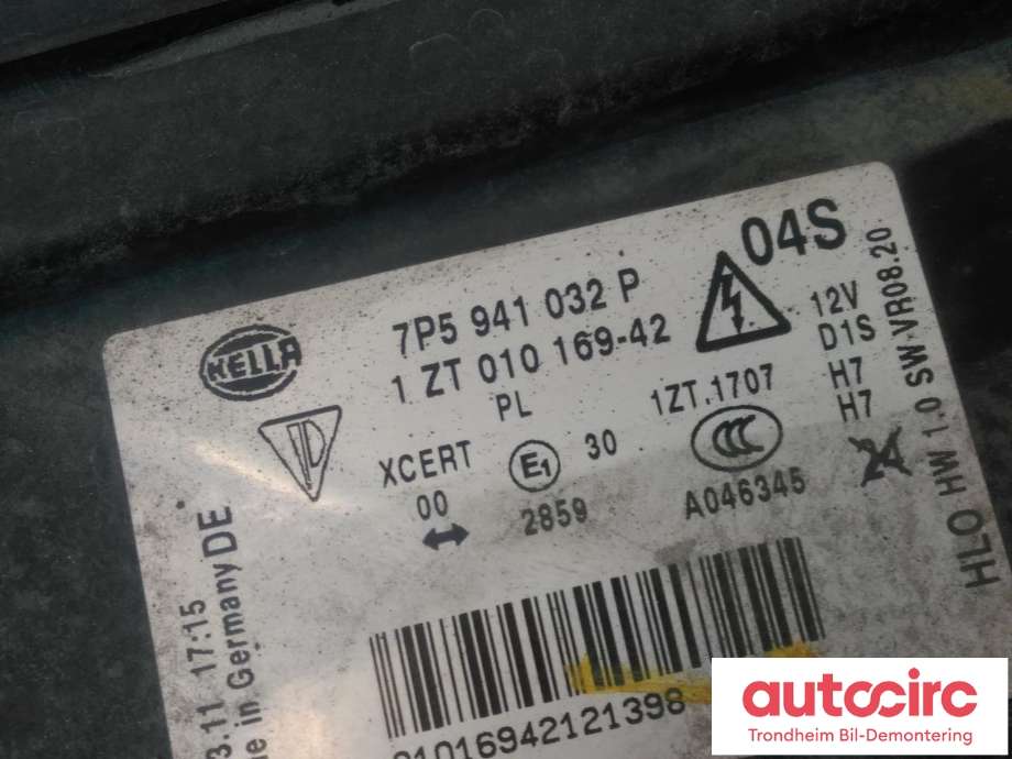 Frontlykt høyre xenon til Porsche Cayenne 2010-2017 (92A) (92A) (LES INFO REDUSERT PRIS|7P5941032P|95863117800|95863117802| 958 631 178 01| 958 631 178 00| 958 631 178 02| 7P5 941 032 P| 1ZT010169-42)