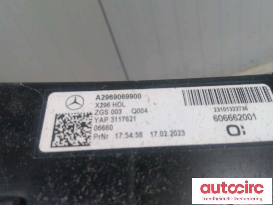 Baklykt midtre til Mercedes EQS SUV 2022-->> (X296) (X296) (MERCEDES-BENZ|A2969069900|)
