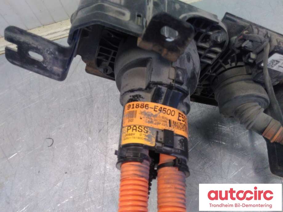 Batterilader inntak/luke til Kia Soul 2014-2019 (Type II)  (INNTAK|91886E4500|)