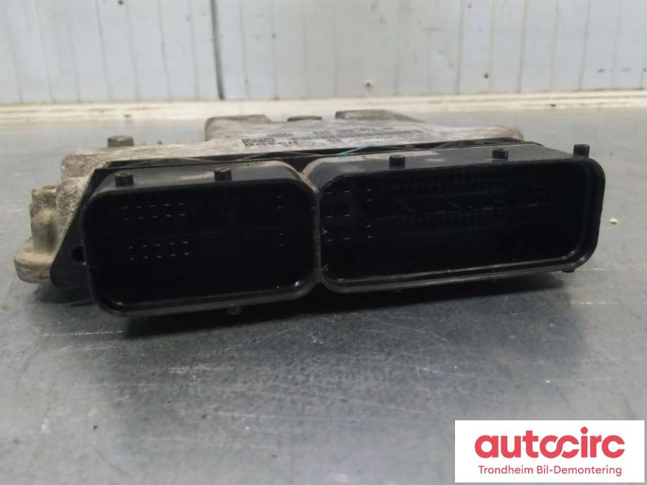 Styreenhet motor til Škoda Octavia 2005-2008 (Type II, Fase 1)  (BOSCH|03G906021DN|0281013289|)