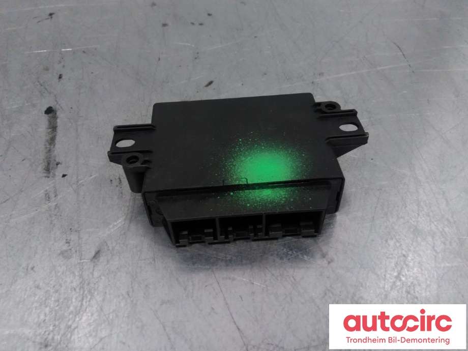 Styreenhet parkering til Audi Q3 2011-2014 (Type I, Fase 1)  (VALEO|8X0919475M|8X091947AE|8X0 919 475 AE| 8X0 919 475 M| 304124)