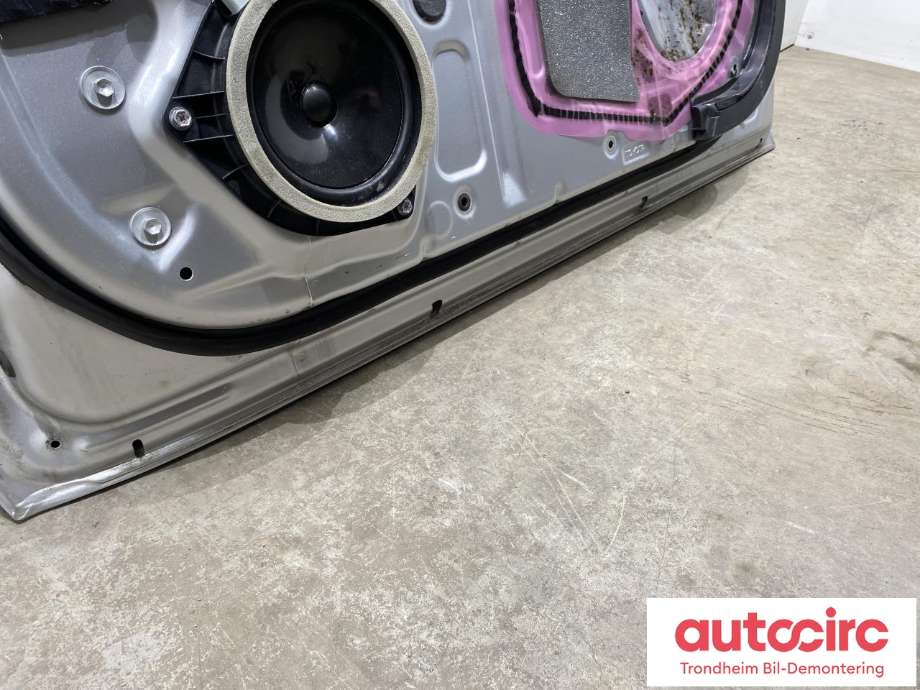 Dør høyre foran til Lexus GS 2005-2012 (Type III) (S190) (S190) (LEXUS|6700130840|6700130841|)