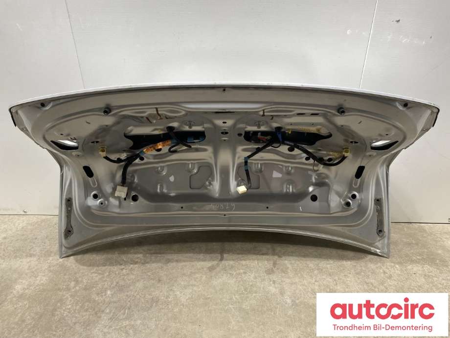 Bakluke til Lexus GS 2005-2012 (Type III) (S190) (S190) (LEXUS|6440130B40|)