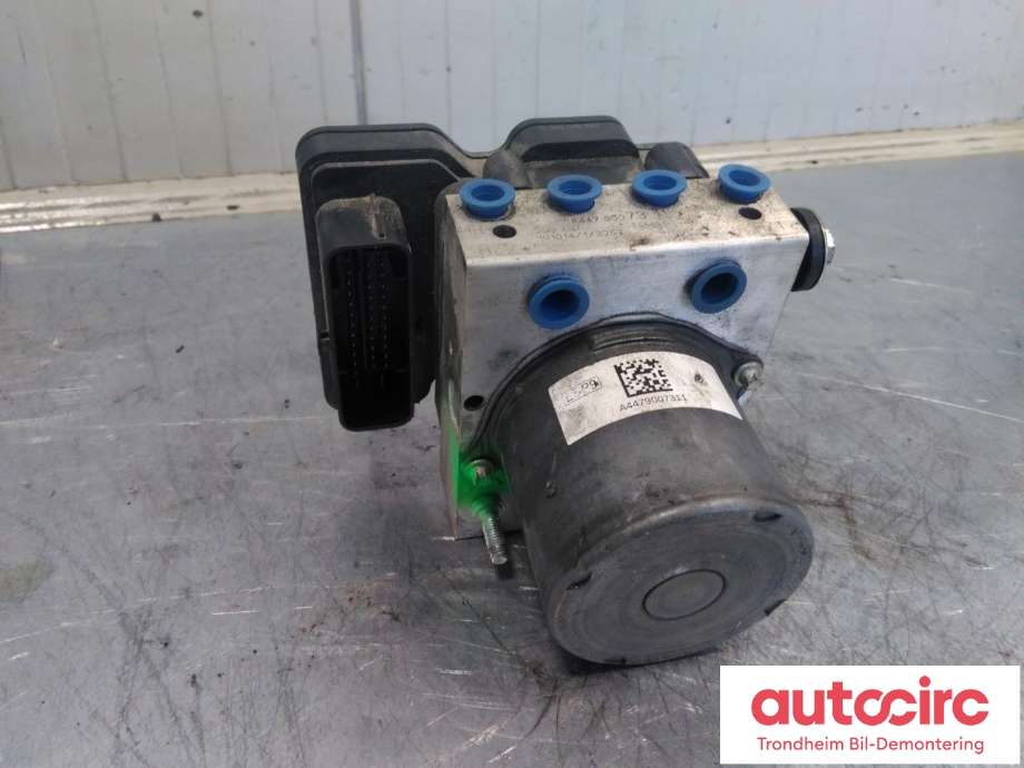 ABS sentral til Mercedes Vito 2014-->> (W447) (W447) (BOSCH|A4479007311|A4479007411|A4479007513| A4479006316| A 447 900 74 11| A 447 900 75 13| A 447 900 63 16| A 447 900 73 11| 0265290683| 0265956227)