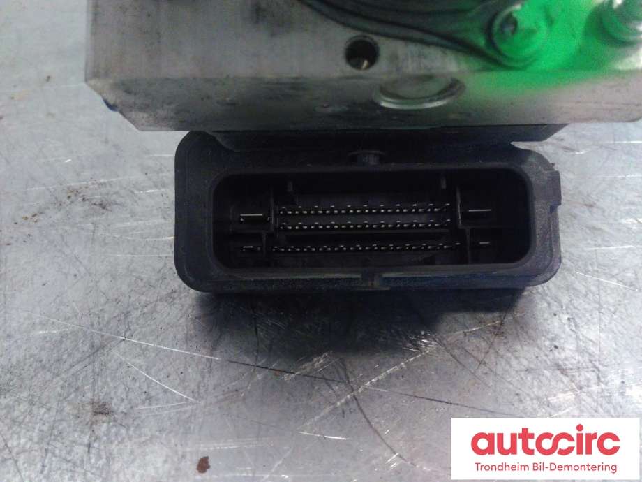 ABS sentral til Mercedes Vito 2014-->> (W447) (W447) (BOSCH|A4479007311|A4479007411|A4479007513| A4479006316| A 447 900 74 11| A 447 900 75 13| A 447 900 63 16| A 447 900 73 11| 0265290683| 0265956227)