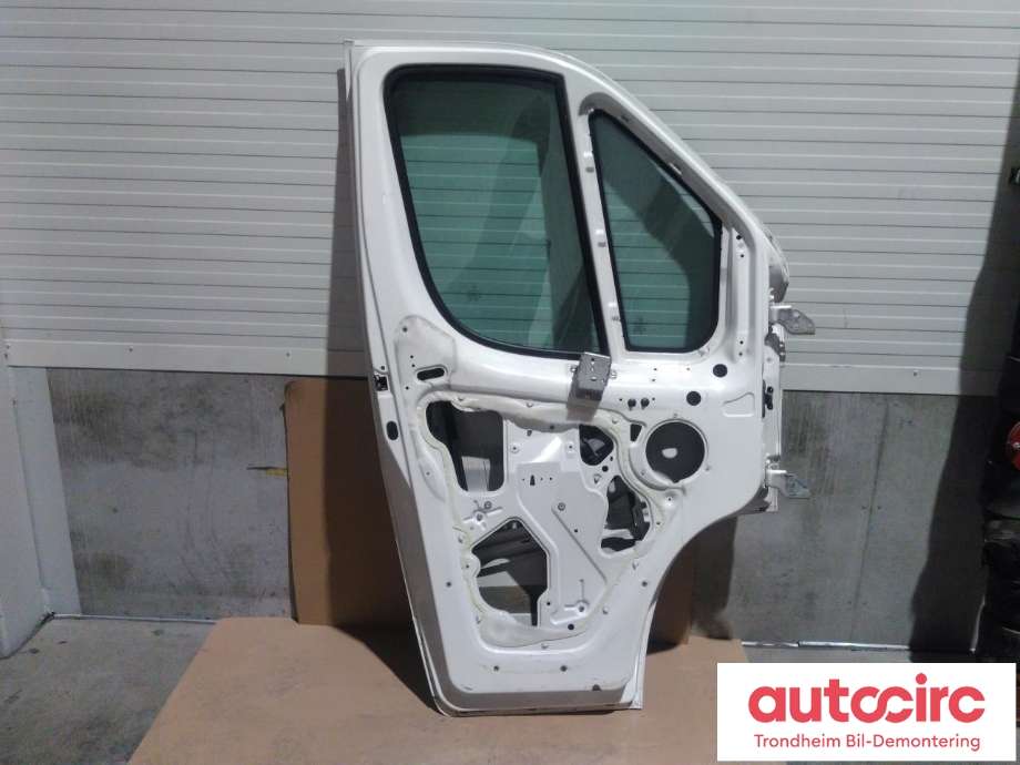 Dør venstre foran til Peugeot Boxer 2014-->> (Type III, Fase 2)  (..|9002EK|1682477780|9009G3| 9002 EK| 16 824 777 80)