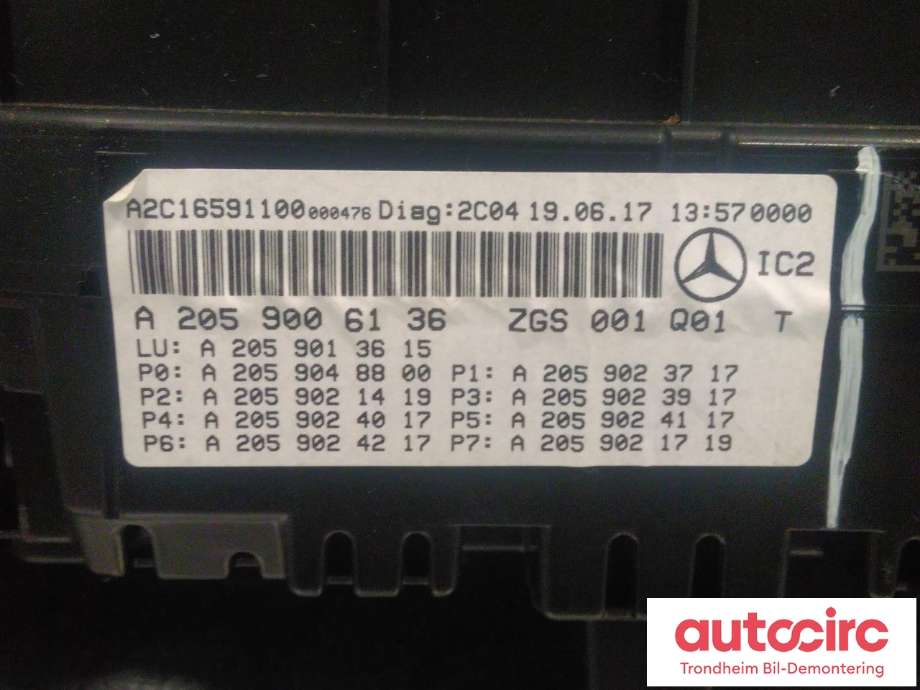 Instrumentpanel til Mercedes C-Klasse 2014-2018 (Fase 1) (W205) (W205) (CONTINENTAL|A2059006136|A2539000006|A2539005304| A2C16591100)