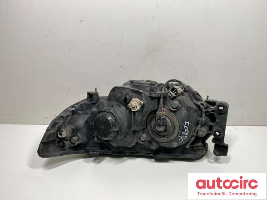 Frontlykt høyre halogen til Subaru Forester 2005-2008 (Type II, Fase 2)  (84001SA861|)