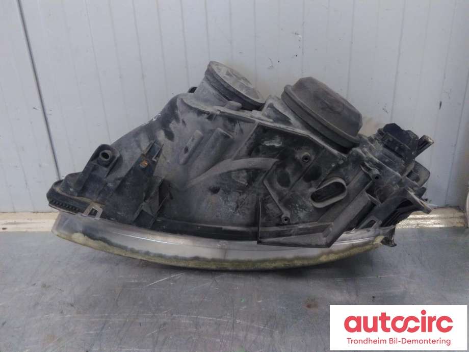 Frontlykt høyre halogen til Saab 9-3 2003-2007 (Type II, Fase 1)  (HELLA|12799352|12799351|)