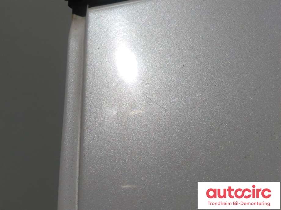Dør venstre bak til Subaru Impreza 2008-2012 (Type III) (LES INFO|60409-FG011-9P|60409-FG012-9P|60409-FG010-9P| 60409FG0119P| 60409FG0129P| 60409FG0109P)