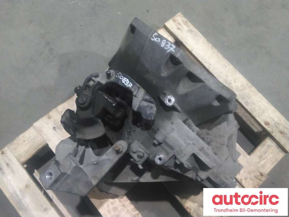 Girkasse manuell 6-trinn til Ford Focus 2014-2018 (Type III, Fase 2)  (FOMOCO|1836357| 2255924|RMCV6R-7002-PE| CV6R-7002-PG|CB6)