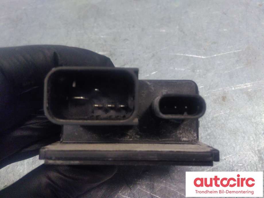 Rele gløde til BMW 5-Serie 2010-2017 (F10/F11) (F10/F11) (BOSCH|8514120|12218514120|12218473750| 0281003115)